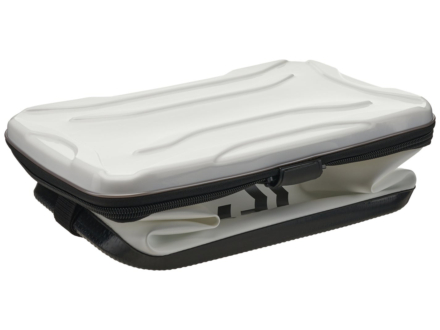 Daiwa 2025 Tackle Bag CS - Dogfish Tackle & Marine