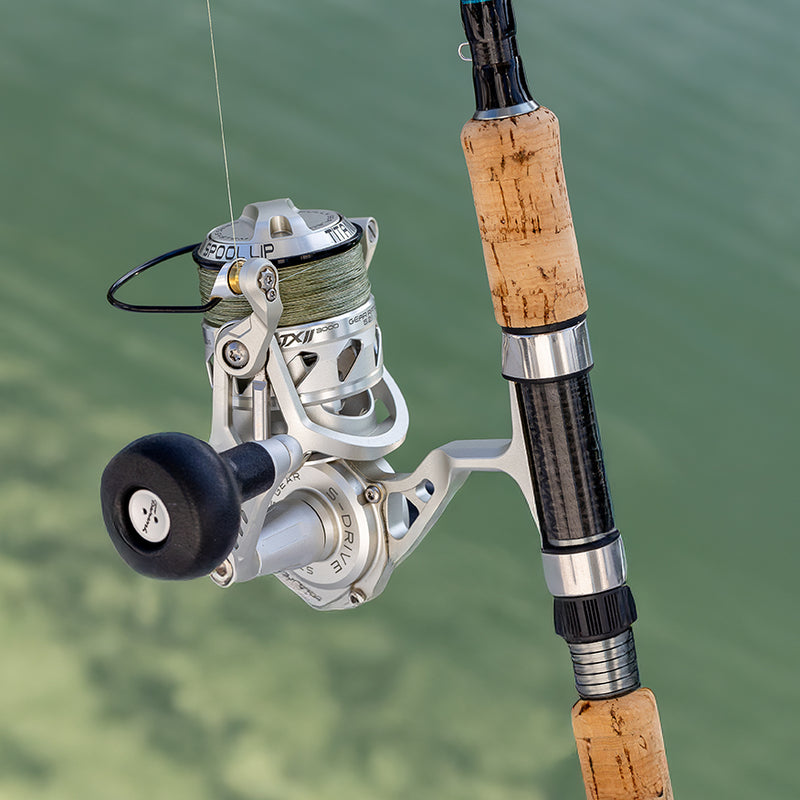 Tsunami Carbon Shield III Spinning Rod - Dogfish Tackle & Marine
