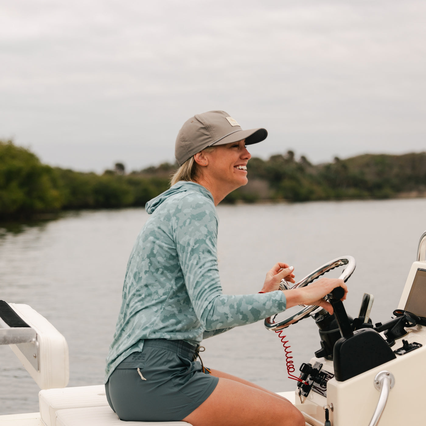 Marsh Wear Women's Buxton Tech Hoodie - Dogfish Tackle & Marine