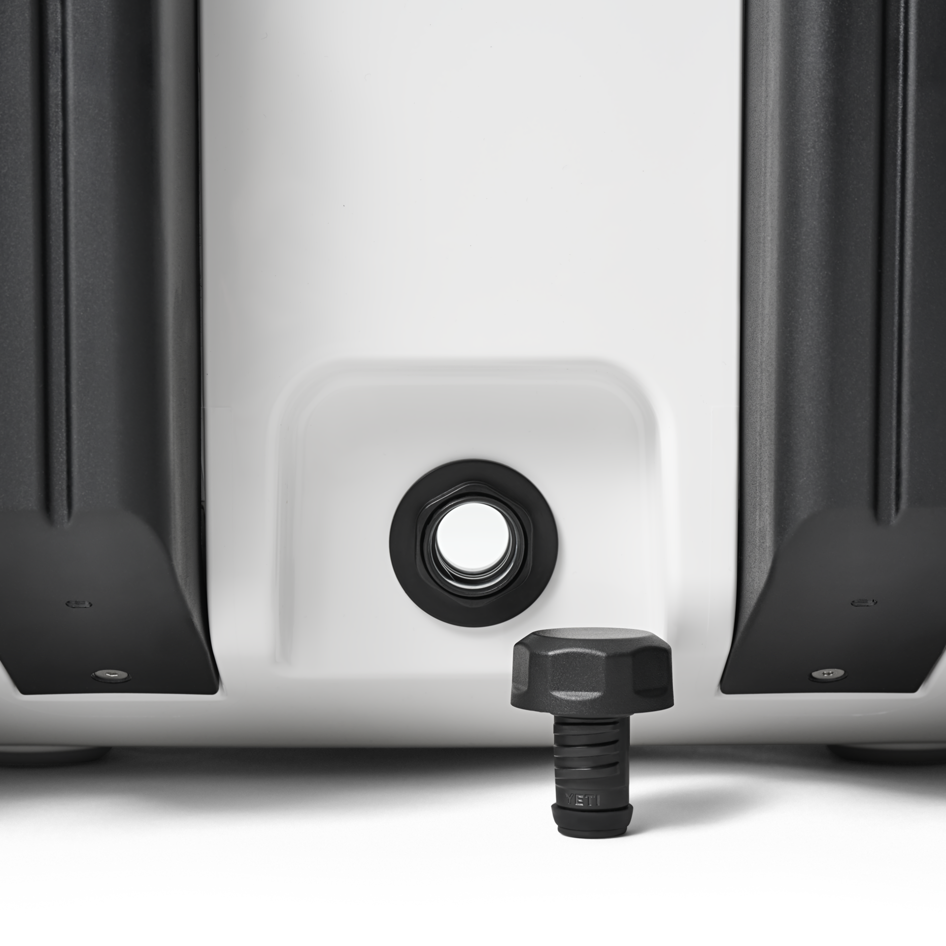 YETI ROADIE® 48 WHEELED COOLER - Dogfish Tackle & Marine