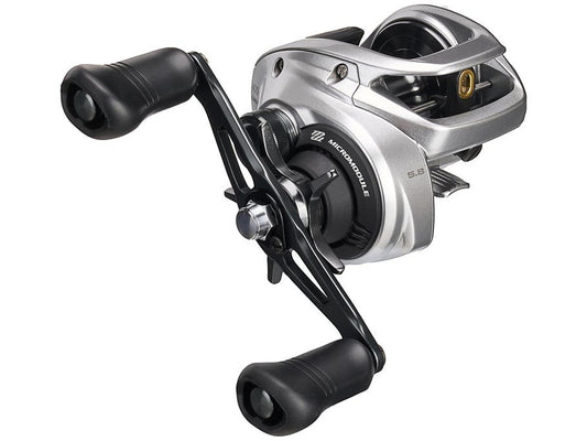 Dogfish Tackle & Marine Shimano Tranx 400 B baitcasting reel, silver with black handle and grips. Features Micromodule gearing.